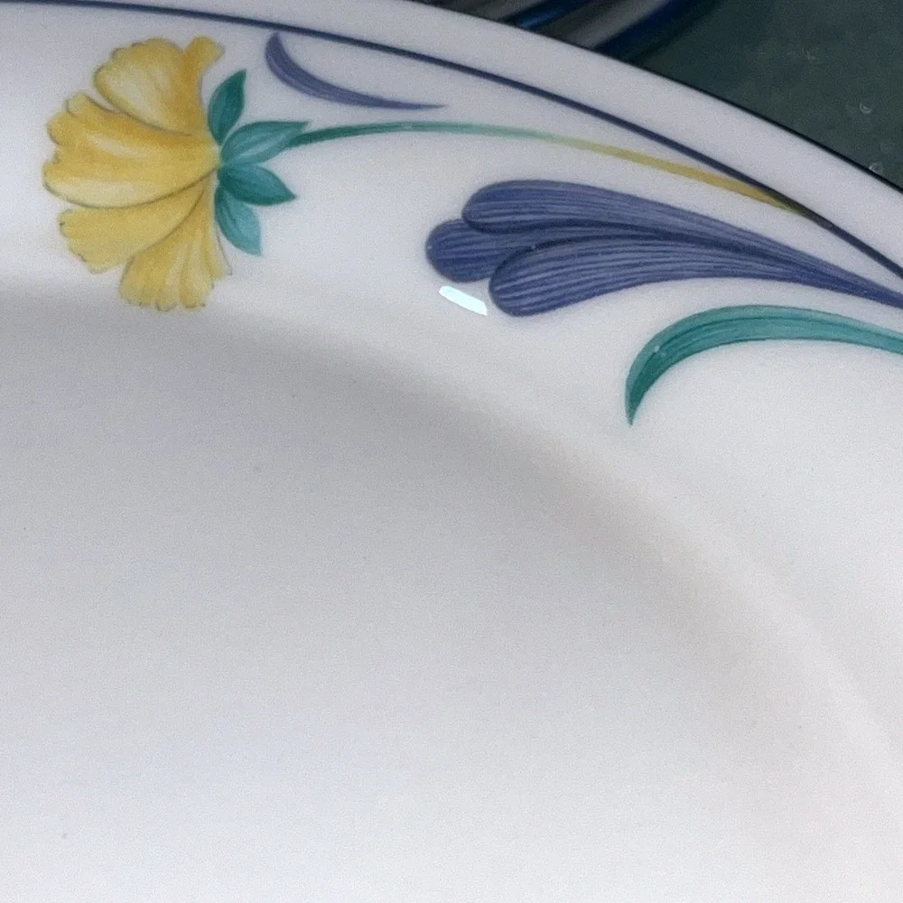Lenox Buttercups on Blue Set Of 8~ 8.25 Inch Salad / Dessert Plates